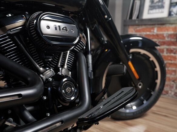 2020 Harley-Davidson Fat Boy, чёрный - вид 13