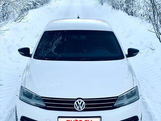 2015 Volkswagen Jetta VI Рестайлинг, белый, 900000 рублей, вид 1