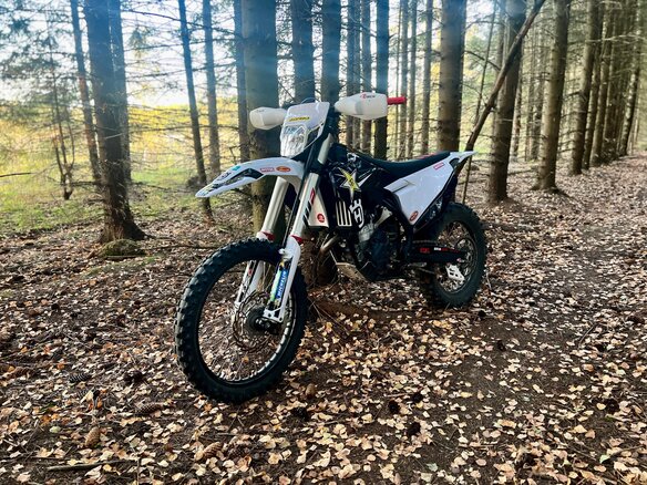 2019 Husqvarna FC 350, белый - вид 4