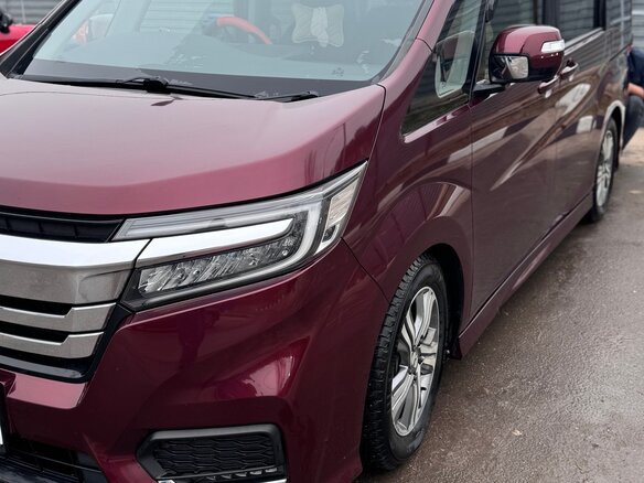 2019 Honda Stepwgn Spada V Рестайлинг, красный, 2880000 рублей - вид 5