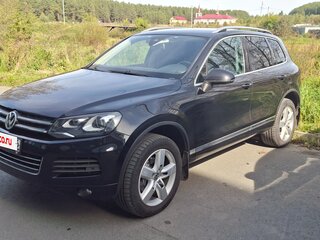 2013 Volkswagen Touareg II, чёрный, 2850000 рублей, вид 1