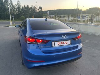 2017 Hyundai Elantra VI (AD), синий, 1200000 рублей, вид 3