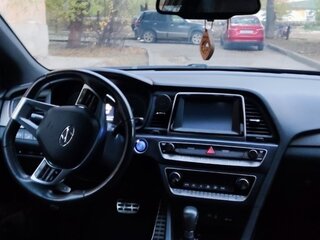 2019 Hyundai Sonata VII (LF) Рестайлинг, чёрный, 1650000 рублей, вид 3