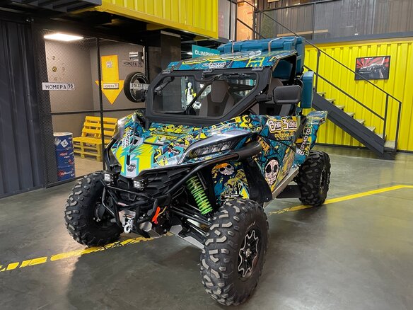 2021 CFMoto ZFORCE 1000, серый - вид 2