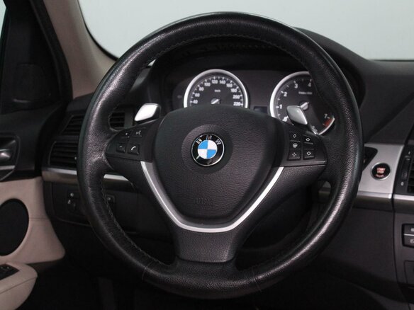 2008 BMW X6 35i 6-speed I (E71), красный - вид 14