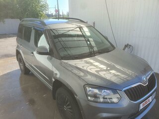 2014 Skoda Yeti I Рестайлинг, серый, 970000 рублей, вид 3