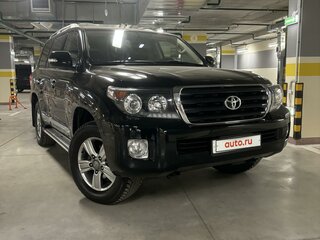 2013 Toyota Land Cruiser 200 Series Рестайлинг 1, чёрный, 4150000 рублей, вид 1