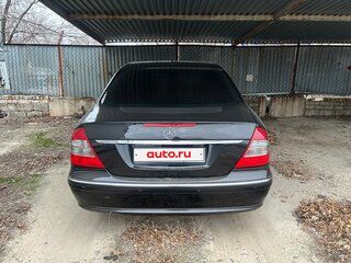 2008 Mercedes-Benz E-Класс 200 III (W211, S211) Рестайлинг, чёрный, 1500000 рублей, вид 2