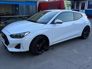 2020 Hyundai Veloster II, белый, 1800000 рублей, вид 3