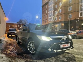 2015 Toyota Camry VII (XV50) Рестайлинг, чёрный, 2400000 рублей, вид 3