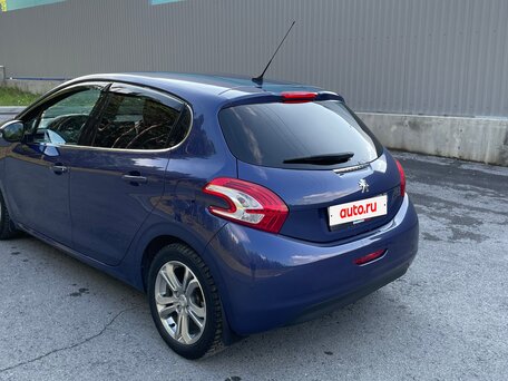 2013 Peugeot 208 I, фиолетовый, 700000 рублей, вид 4