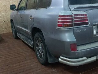 2010 Lexus LX 570 III, серебристый, 5000000 рублей, вид 2