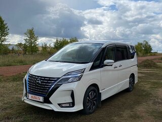 2019 Nissan Serena V (C27) Рестайлинг, белый, 2530000 рублей, вид 2