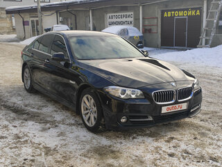 2013 BMW 5 серии 520i VI (F10/F11/F07) Рестайлинг, чёрный, 1900000 рублей, вид 2