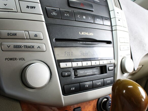 2004 Lexus RX 330 II, чёрный - вид 16
