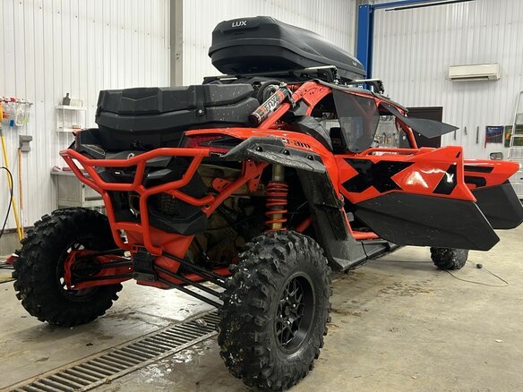 2017 BRP Can-Am Maverick Max 1000, красный, 3200000 рублей - вид 12