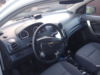 2009 Chevrolet Aveo I Рестайлинг, белый, 500000 рублей, вид 5
