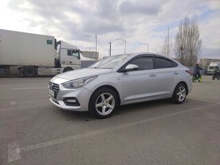 2017 Hyundai Solaris II, серебристый, 1150000 рублей, вид 1