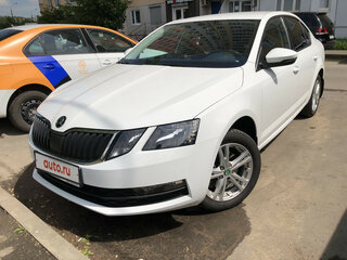 2018 Skoda Octavia III (A7) Рестайлинг, белый, 1370000 рублей, вид 2
