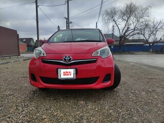 2012 Toyota Ractis II, красный, 999999 рублей, вид 2