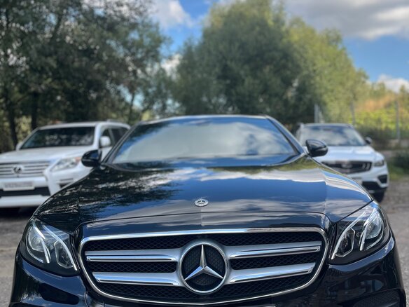 2019 Mercedes-Benz E-Класс 200 V (W213, S213, C238), чёрный, 2400000 рублей