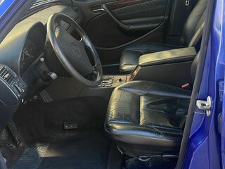 1998 Mercedes-Benz C-Класс 240 I (W202) Рестайлинг, фиолетовый, 350000 рублей, вид 5