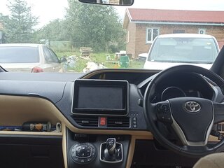 2014 Toyota Noah III (R80), белый, 2100000 рублей, вид 2