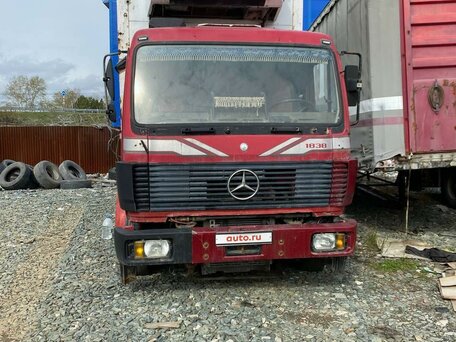 1994 Mercedes-Benz Фургон (6х2), красный, 1150000 рублей, вид 1