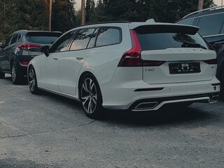 2019 Volvo V60 II, белый, 2800000 рублей, вид 5