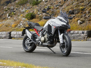 2026 Ducati Multistrada V4, серый, 3090000 рублей, вид 2