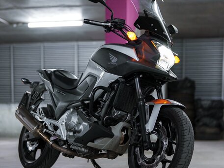 2013 Honda NC 700X, серебристый, 550000 рублей, вид 1