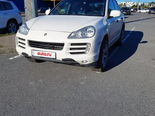 2007 Porsche Cayenne S I Рестайлинг (957), белый, 900000 рублей, вид 1