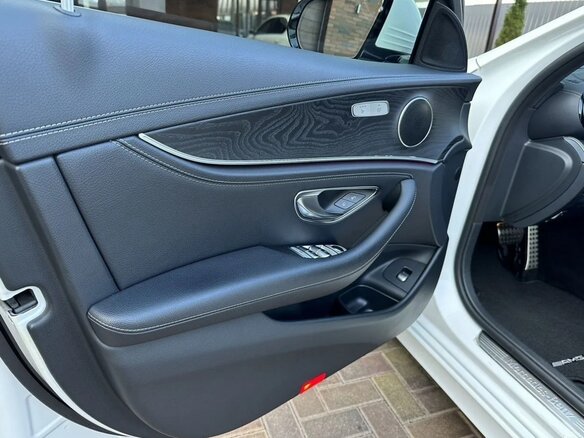 2018 Mercedes-Benz E-Класс 200 V (W213, S213, C238), белый, 3333333 рублей - вид 7