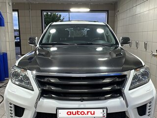 2015 Lexus LX 570 III Рестайлинг, белый, 4950000 рублей, вид 1