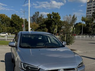 2010 Mitsubishi Lancer X, серебристый, 820000 рублей, вид 3