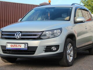 2013 Volkswagen Tiguan I Рестайлинг, серебристый, 1115000 рублей, вид 2