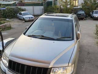 1999 Mitsubishi Chariot Grandis III, серый, 680000 рублей, вид 2