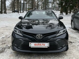 2020 Toyota Camry VIII (XV70), чёрный, 2990000 рублей, вид 3
