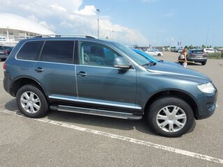 2007 Volkswagen Touareg I Рестайлинг, серый, 1300000 рублей, вид 5