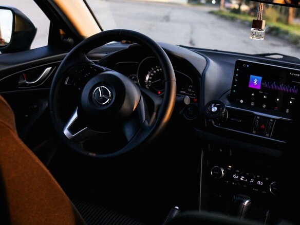 2015 Mazda 3 III (BM), серый, 1430000 рублей - вид 6