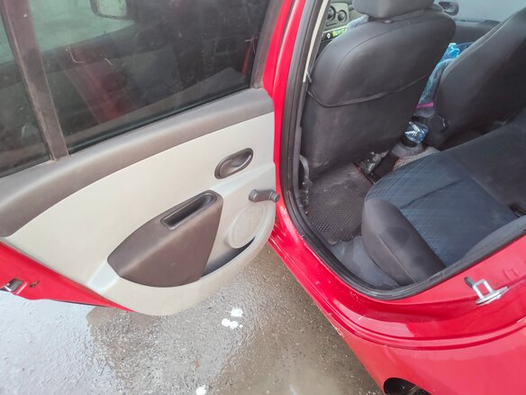 2007 Renault Clio III, красный, 420000 рублей - вид 2