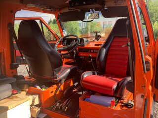 1991 Volkswagen Caravelle Syncro T3, оранжевый, 4000000 рублей, вид 5