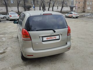2003 Toyota Corolla Spacio II, серебристый, 650000 рублей, вид 5