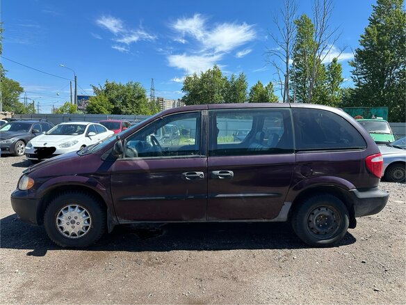 2002 Chrysler Voyager IV, красный, 220000 рублей - вид 6