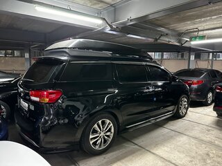 2016 Kia Carnival III, чёрный, 2820000 рублей, вид 2