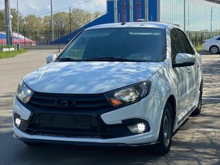 2018 Lada (ВАЗ) Granta I, белый, 900000 рублей, вид 2