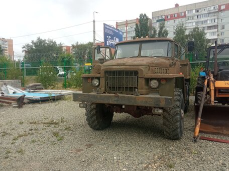 1979 Урал 375, зелёный, 400000 рублей, вид 1