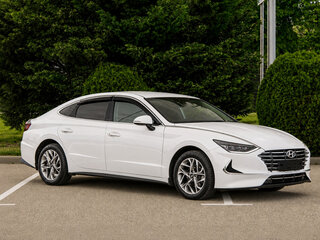2022 Hyundai Sonata VIII (DN8), белый, 2525000 рублей, вид 3