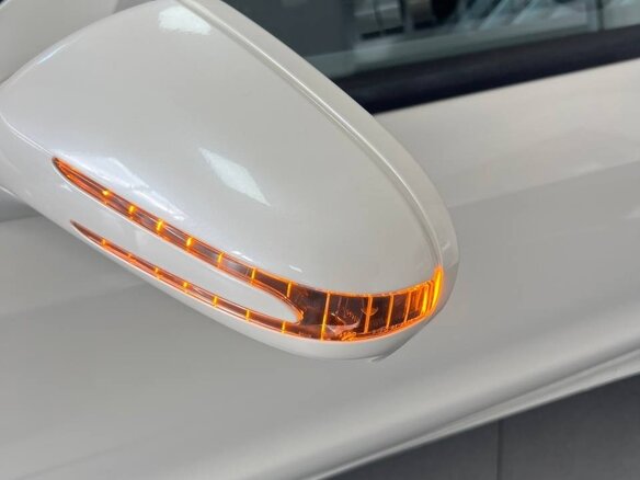 2008 Mercedes-Benz SL-Класс 350 V (R230) Рестайлинг 2, белый, 3580000 рублей - вид 12