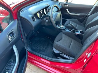2010 Peugeot 308 I, красный, 750000 рублей, вид 5